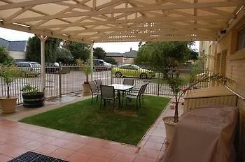Adelaide International Motel